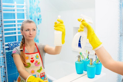 Professional move out cleaning for a SW12 property kitchen